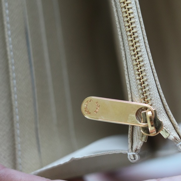 Rare Authentic Vintage Louis Vuitton Lace Embroidered Wallet - Picture 14 of 15